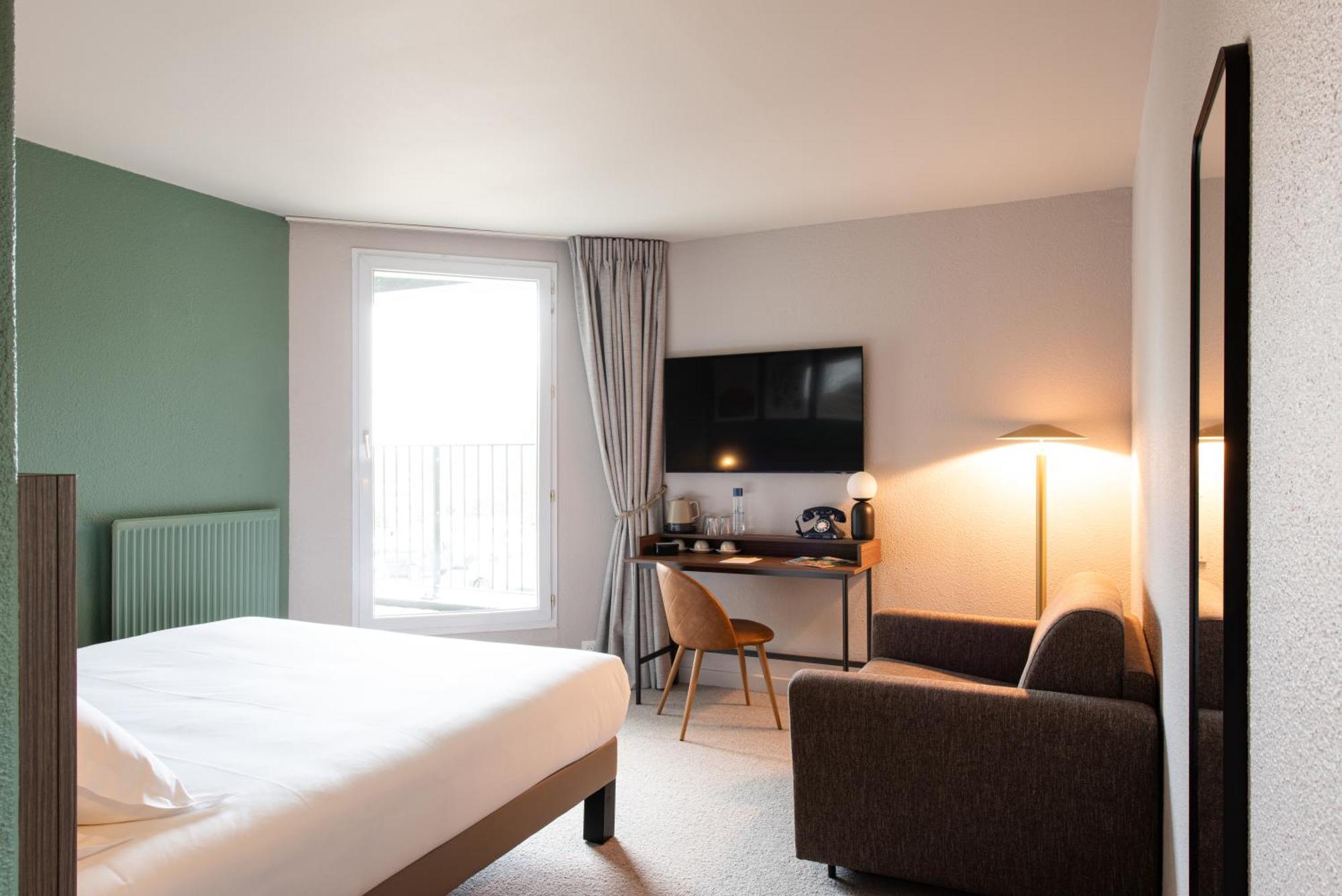 Hotel Domaine Des Abbatiales Le Golfe Du Morbihan 4*